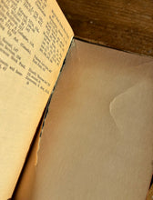 Load image into Gallery viewer, Vesco