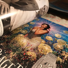 Load image into Gallery viewer, Vanity Fair November 2006 George Clooney