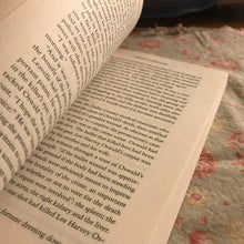 Load image into Gallery viewer, Kennedy's Avenger: Assassination, Conspiracy and the Forgotten Trial of Jack Ruby