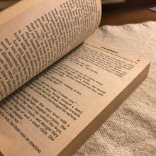 Load image into Gallery viewer, Fatal Innocence: The Crime That Shocked The World