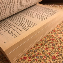 Load image into Gallery viewer, Best Evidence: Disguise and Deception in the Assassination of John F. Kennedy