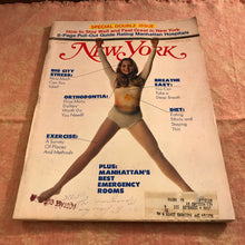 Load image into Gallery viewer, New York Magazine Dec 18 1972