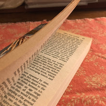 Load image into Gallery viewer, Bones: A Forensic Detective's Casebook
