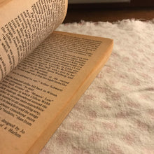 Load image into Gallery viewer, Libby
