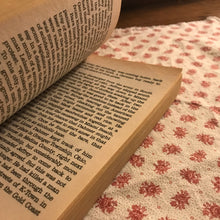 Load image into Gallery viewer, The Jeffrey Dahmer Story: An American Nightmare
