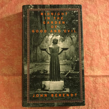 Load image into Gallery viewer, Midnight in the Garden of Good and Evil: A Savannah Story
