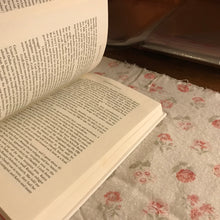 Load image into Gallery viewer, Assignment: Oswald
