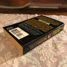Load image into Gallery viewer, Obsession: The FBI's Legendary Profiler Probes the Psyches of Killers, Rapists, and Stalkers and Their Victims and Tells How to Fight Back
