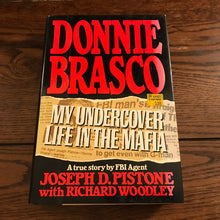 Load image into Gallery viewer, Donnie Brasco: My Undercover Life In The Mafia
