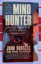 Load image into Gallery viewer, Mindhunter: Inside the FBI&#39;s Elite Serial Crime Unit
